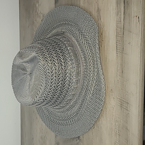 Marcus Adler Hat - Picture 1 of 3